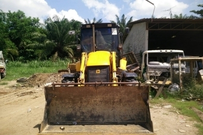 รถตักหน้าหลังขุด JCB 3CX รุ่นใหม่สุดซีเรียล980000เก่านอก มีเล่มทะเบียนแล้ว รถตักหน้าหลังขุด JCB 3CX รุ่นใหม่สุดซีเรียล980000เก่านอก มีเล่มทะเบียนแล้ว