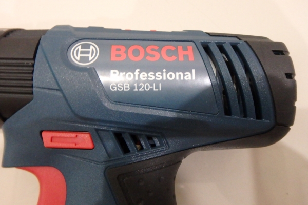 ลดพิเศษ-สว่านแบตไร้สาย Bosch 12 โวล์ท กระแทกได้ ของแท้ รุ่น GSB 120-Li +แบต2ก้อน + ที่ชาร์ท ของใหม่ ลดพิเศษ-สว่านแบตไร้สาย Bosch 12 โวล์ท กระแทกได้ ของแท้ รุ่น GSB 120-Li +แบต2ก้อน + ที่ชาร์ท ของใหม่