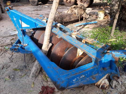 รถไถ่ฟอร์ด 6640 2 เพลา ผานหลัง cmt ติดต่อ 0817913957 รถไถ่ฟอร์ด 6640 2 เพลา ผานหลัง cmt ติดต่อ 0817913957