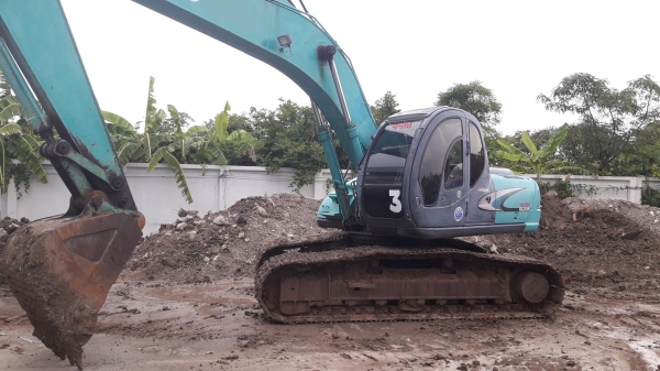 ขายรถแบ็คโฮ KOBELCO SK200 Mark V Super ใช้งาน 10,947 ชั่วโมง (ผ่านการใช้งานในไทย 3 ปี)