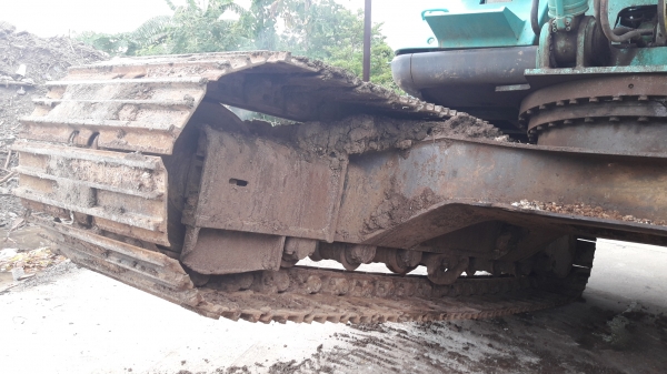 ขายรถแบ็คโฮ KOBELCO SK200 Mark V Super ใช้งาน 10,947 ชั่วโมง (ผ่านการใช้งานในไทย 3 ปี)