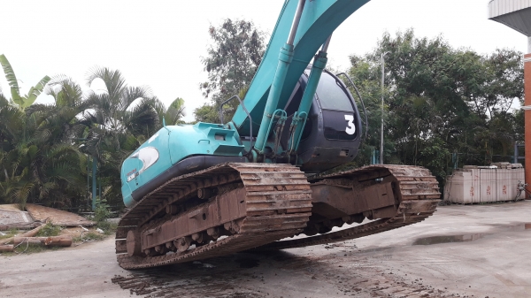 ขายรถแบ็คโฮ KOBELCO SK200 Mark V Super ใช้งาน 10,947 ชั่วโมง (ผ่านการใช้งานในไทย 3 ปี)