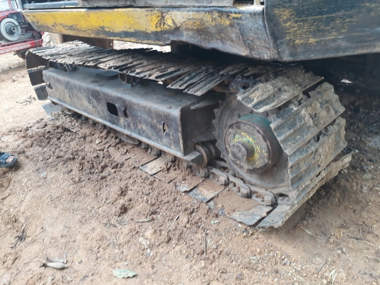 ขายด่วนรถแบคโฮCATE70Bเอกสารใบอินวอยรถใช้งานอยู่ทุกวัน