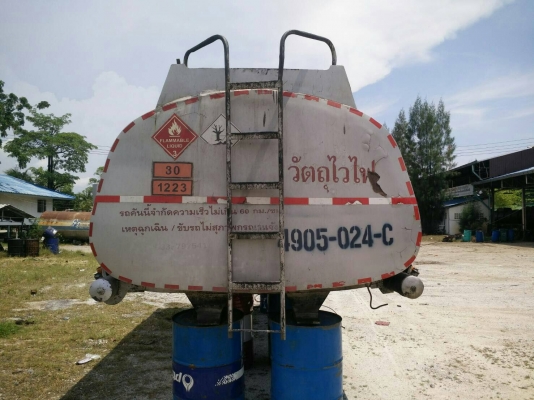 ขาย (75.000)฿ต่อรองถังน้ำมัน 16,000 ลิตรถอดลงจากรถอีซูซุ200แรงถังสวยไม่ผุ