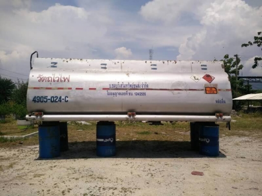 ขาย (75.000)฿ต่อรองถังน้ำมัน 16,000 ลิตรถอดลงจากรถอีซูซุ200แรงถังสวยไม่ผุ