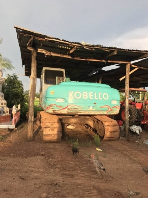 ขาย 725,000 บาท KOBELCO SK 200 MARK 5 Super เก๋งเหลียม เก่านอก 2 ปีเครื่องดี ปั้มแรง โช่หนา  เอวแน่น ไฟฟ้าครบ  แอร์เย็น หนาวเอกสารสัญญาซื้อขาย. รถสวยพร้อมใช้  รถอยู่ นครปฐม โทร&amp;ไอดีไลน์ 0610710295