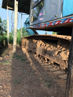 ขาย 725,000 บาท KOBELCO SK 200 MARK 5 Super เก๋งเหลียม เก่านอก 2 ปีเครื่องดี ปั้มแรง โช่หนา  เอวแน่น ไฟฟ้าครบ  แอร์เย็น หนาวเอกสารสัญญาซื้อขาย. รถสวยพร้อมใช้  รถอยู่ นครปฐม โทร&amp;ไอดีไลน์ 0610710295