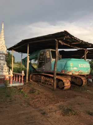 ขาย 725,000 บาท KOBELCO SK 200 MARK 5 Super เก๋งเหลียม เก่านอก 2 ปีเครื่องดี ปั้มแรง โช่หนา  เอวแน่น ไฟฟ้าครบ  แอร์เย็น หนาวเอกสารสัญญาซื้อขาย. รถสวยพร้อมใช้  รถอยู่ นครปฐม โทร&amp;ไอดีไลน์ 0610710295