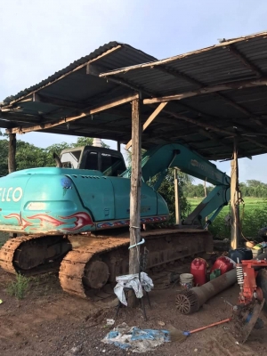 ขาย 725,000 บาท KOBELCO SK 200 MARK 5 Super เก๋งเหลียม เก่านอก 2 ปีเครื่องดี ปั้มแรง โช่หนา  เอวแน่น ไฟฟ้าครบ  แอร์เย็น หนาวเอกสารสัญญาซื้อขาย. รถสวยพร้อมใช้  รถอยู่ นครปฐม โทร&amp;ไอดีไลน์ 0610710295
