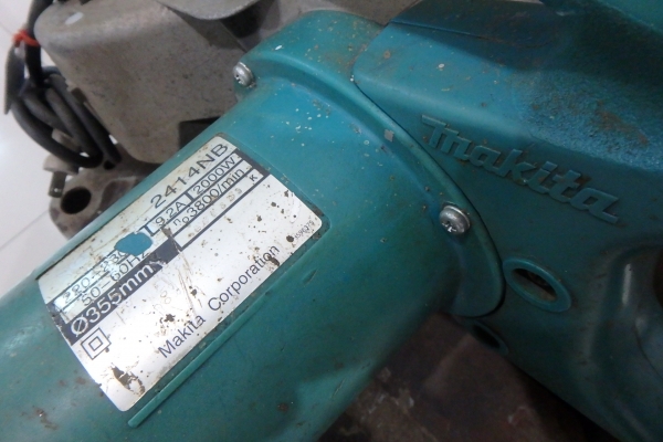 เครื่องตัดเหล็กไฟเบอร์ 14 นิ้ว MAKITA 2414NB ของแท้ สภาพดี พร้อมใช้งาน