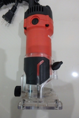 ทริมเมอร์  MAKTEC MT372 ของแท้ สภาพใหม่มาก พร้อมใช้งาน