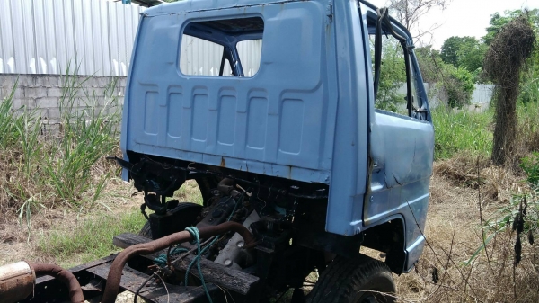 ขายISUZU NKR เล่มพร้อมชุดชุดโอน อะไหล่ตัวหลักที่จะให้รถวิ่งได้ ขาดเกียร์และกระปุกพวงมาลัย รถอยู่ขอนแ ขายISUZU NKR เล่มพร้อมชุดชุดโอน อะไหล่ตัวหลักที่จะให้รถวิ่งได้ ขาดเกียร์และกระปุกพวงมาลัย รถอยู่ขอนแ