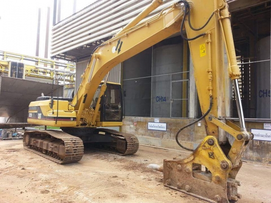 ขายรถแบคโฮ CAT 322B สภาพพร้อมใช้งาน ราคา1,500,000 สนใจโทร 090-8588220  093-3258446 www.narong2truck.com www.truck.in.th/498 https://www.facebook.com/narong2truck/ ID: narong498 ID: 09332584461 เพจ Facebook ณรงค์ ซื้อขายรถมือสอง กลุ่ม Facebook ณรงค์ ซื้อขา