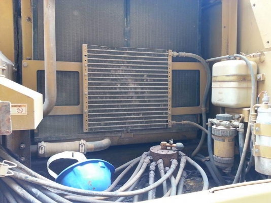 ขายรถแบคโฮ CAT 322B สภาพพร้อมใช้งาน ราคา1,500,000 สนใจโทร 090-8588220  093-3258446 www.narong2truck.com www.truck.in.th/498 https://www.facebook.com/narong2truck/ ID: narong498 ID: 09332584461 เพจ Facebook ณรงค์ ซื้อขายรถมือสอง กลุ่ม Facebook ณรงค์ ซื้อขา