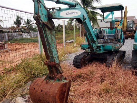 ขาย รถขุด KOMATSU PC25-1คอนโทรลสั้น ทำงานได้เทียบเท่า PC30 ราคาประหยัด โทร.098-2564422   Line: @ktbmotor