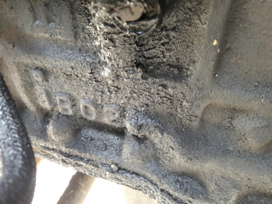 ISUZU รุ่น NPR 57 P 4 สูบ 100 แรง  กระบะยาว 5.00 เมตร กว้าง 2.10 เมตร พวงมาลัยพาวเว่อร์