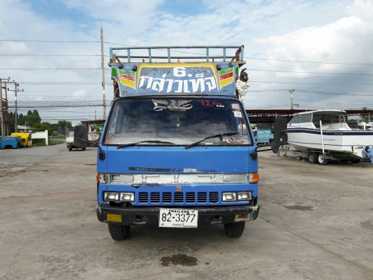 ISUZU รุ่น NPR 57 P 4 สูบ 100 แรง  กระบะยาว 5.00 เมตร กว้าง 2.10 เมตร พวงมาลัยพาวเว่อร์