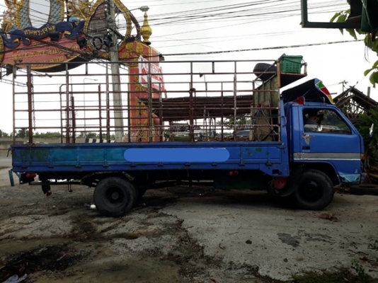 ISUZU รุ่น NPR 57 P 4 สูบ 100 แรง กระบะยาว 5.00 เมตร กว้าง 2.10 เมตร พวงมาลัยพาวเว่อร์ ISUZU รุ่น NPR 57 P 4 สูบ 100 แรง กระบะยาว 5.00 เมตร กว้าง 2.10 เมตร พวงมาลัยพาวเว่อร์