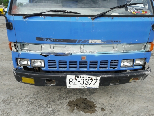 ISUZU รุ่น NPR 57 P 4 สูบ 100 แรง  กระบะยาว 5.00 เมตร กว้าง 2.10 เมตร พวงมาลัยพาวเว่อร์