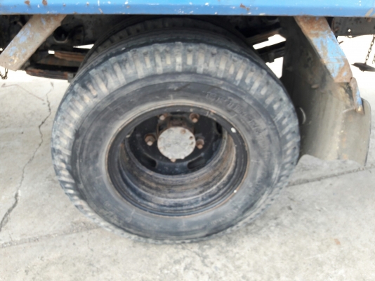 ISUZU รุ่น NPR 57 P 4 สูบ 100 แรง  กระบะยาว 5.00 เมตร กว้าง 2.10 เมตร พวงมาลัยพาวเว่อร์