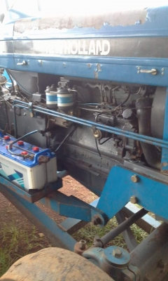 ขาย ฟอร์ด6610 พร้อมใช้เลย ทบ.มี ชุดโอนครบ รถพร้อมใช้งานน่าใช้มาก รถมือเดียวใช้ส่วนตัว ไม่ค่อยได้รับจ้าง  เครื่องเกียร์เเน่นๆพร้อมลุยอุปกรณ์ครบ ดันหน้า ผาน3ผาน6 รถอยู่ อ.น้ำยืน อุบลฯ สนใจสอบถาม 081-7915677