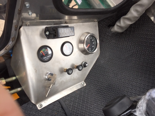 ซันซัน ทองพันชั่ง ห้องขับแอร์