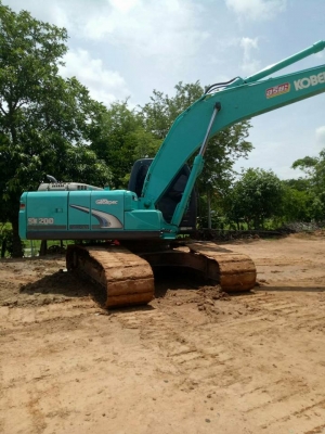 ขายรถแบคโฮ SK200-8 Super ใช้งาน13000ชั่วโมง เอกสารเล่มทะเบียน ราคา1,650,000 สนใจโทร 090-8588220 093-3258446 www.narong2truck.com www.truck.in.th/498 https://www.facebook.com/narong2truck/ ID: narong498 ID: 09332584461 เพจ Facebook ณรงค์ ซื้อขายรถมือสอง กล