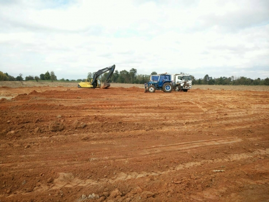 ขายvolvo210สภาพพร้อมใช้ ติดต่อคุณอ๊อฟพิจิตร086-737-9991