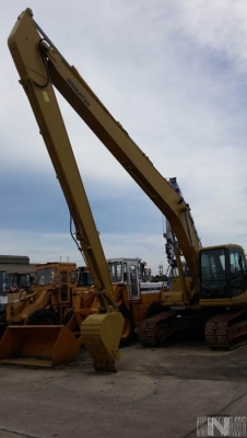 รถขุด Komatsu PC 200-6E Long Boom