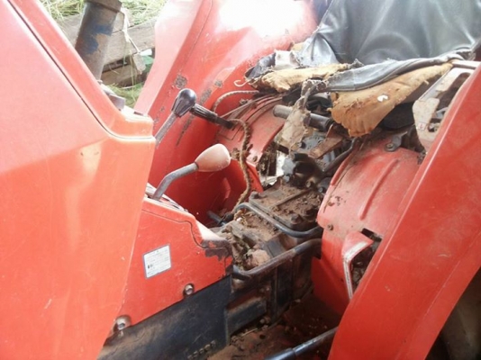 ขายตามสภาพ รถไถคูโบต้า 22 แรง โฟวิน มีผาล 5 ขายตามสภาพ รถไถคูโบต้า 22 แรง โฟวิน มีผาล 5