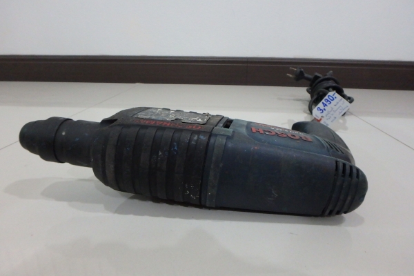 สว่านโรตารี่ 22mm BOSCH GBH 2-22 E 2 ระบบ Made in Germany สภาพดี พร้อมใช้งาน สว่านโรตารี่ 22mm BOSCH GBH 2-22 E 2 ระบบ Made in Germany สภาพดี พร้อมใช้งาน
