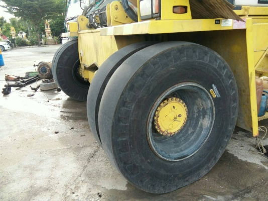 ขายรถยกตู้คอนเทรนเนอร์