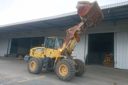 ขายรถตักล้อยาง KOMATSU WA320-5 (สภาพดี ราคาถูกมาก)