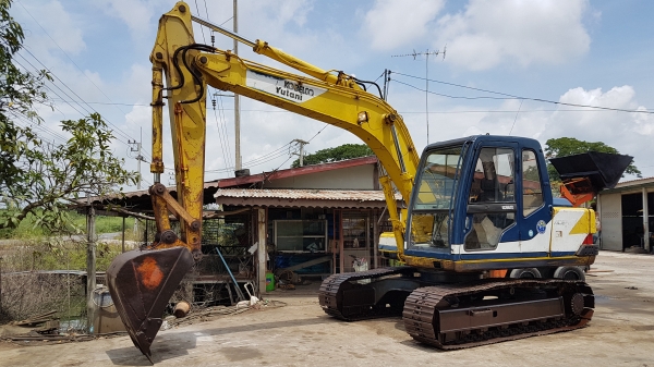 ขายด่วนรถแบคโฮKOBELCO-SK100มาร์ทีชั่วโม่งทำงานน้อยแค่4,357ชั่วโม่งรถนอกเพื่งนำเข้ายังไม่เคยใช้งานในเมืองไทยเลย ขายด่วนรถแบคโฮKOBELCO-SK100มาร์ทีชั่วโม่งทำงานน้อยแค่4,357ชั่วโม่งรถนอกเพื่งนำเข้ายังไม่เคยใช้งานในเมืองไทยเลย