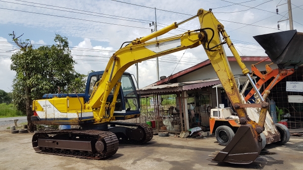 ขายด่วนรถแบคโฮKOBELCO-SK100มาร์ทีชั่วโม่งทำงานน้อยแค่4,357ชั่วโม่งรถนอกเพื่งนำเข้ายังไม่เคยใช้งานในเมืองไทยเลย ขายด่วนรถแบคโฮKOBELCO-SK100มาร์ทีชั่วโม่งทำงานน้อยแค่4,357ชั่วโม่งรถนอกเพื่งนำเข้ายังไม่เคยใช้งานในเมืองไทยเลย