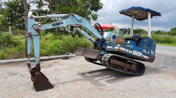 ขายด่วนรถแบคโฮKUBOTAคูโบต้าKH26เทียบเท่าPC30เครื่องคูโบต้า3สูบดีปั่มแรงรถนอกเพิ่งนำเข้ามาใหม่ยังไม่เคยใช้งานในเมืองไทยเลย