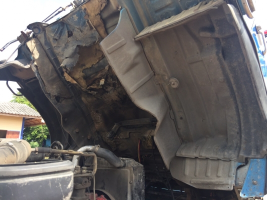 ขาย 650,000 บาท HINO FM227 สองเพลา (วางหัวไฮเทคลงเล่ม) ตู้ 10 บาน เครื่อง M10U-240 แรง สโลว์กลาง หัวบาง ยางดี คัสชีสวย เอกสารเล่มทะเบียน  รถอยู่ จ.กาณจนบุรี โทร&amp;ไอดีไลน์ 0610710295