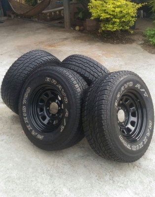 ขายล้อลาย Rock ขอบ 16 กว้าง 8" ออฟ 0 พร้อมยาง A/T 265/70/16 ขายล้อลาย Rock ขอบ 16 กว้าง 8" ออฟ 0 พร้อมยาง A/T 265/70/16