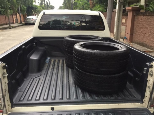 ยาง Continental 245 50 18 สิ้นปี16 มี2ชุด ดอกเต็ม ไม่มีปะ เนื้อนิ่มๆ ใช้ยาว ราคาไม่แพง
