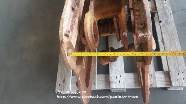 FROM JAPANตัวคีบปากหนีบไม้CLAMP -SANWA /สำหรับรถขุดไซค์ 40,45,50,55 / สวมบูทสลัก 45 มิล / ราคาเพียง 27,000 บาท สนใจติดต่อ 0819337688