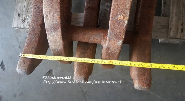 FROM JAPANตัวคีบปากหนีบไม้CLAMP -SANWA /สำหรับรถขุดไซค์ 40,45,50,55 / สวมบูทสลัก 45 มิล / ราคาเพียง 27,000 บาท สนใจติดต่อ 0819337688