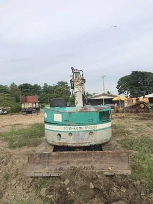 ขาย 195,000  Komatsu 50 UU. เครื่องดี. ปั้มดี. ตัวเดินแรง โซน่า. เอวแน่น. เอกสารสัญญาซื้อขาย  รถอยู่นครปฐม  Tel 0927459124