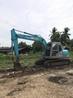 ขาย 665,000  KOBELCO SK 120  MARK 5 Super เก๋งเหลียม เครื่องดี ปั้มแรง โช่หนา  เอวแน่น ไฟฟ้าครบ  แอร์เย็น หนาวเอกสารสัญญาซื้อขาย. รถสวยพร้อมใช้  รถอยู่นครปฐม.  Tel 0927459124