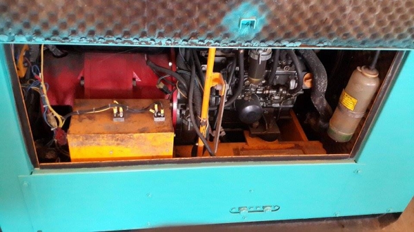 เครื่องเชื่อมพร้อมชุดปั่นไฟ NISHIHATSU GW271SS เครื่องเชื่อมพร้อมชุดปั่นไฟ NISHIHATSU GW271SS