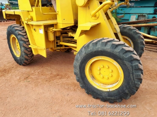 พร้อมลุยงานครับ รถตักล้อยาง KOMATSU 505 เอวอ่อน 4 WD เครื่องดี สมบูรณ์ เก่านอกแท้