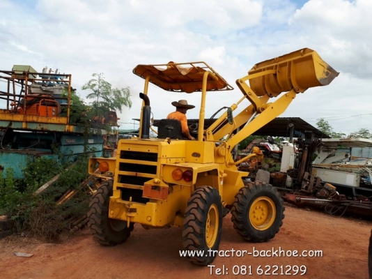 พร้อมลุยงานครับ รถตักล้อยาง KOMATSU 505 เอวอ่อน 4 WD เครื่องดี สมบูรณ์ เก่านอกแท้ พร้อมลุยงานครับ รถตักล้อยาง KOMATSU 505 เอวอ่อน 4 WD เครื่องดี สมบูรณ์ เก่านอกแท้