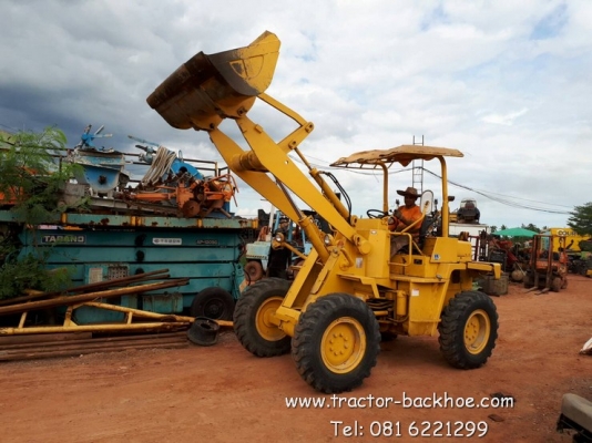 พร้อมลุยงานครับ รถตักล้อยาง KOMATSU 505 เอวอ่อน 4 WD เครื่องดี สมบูรณ์ เก่านอกแท้