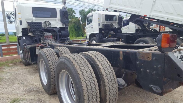 ขาย Hino mega 344 แรงม้า ปี 56 พร้อมขายค่ะ โทร 089-7087998,081-7855503 Dum sukhothai