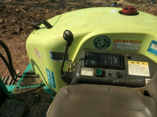 ขายด่วน!! YANMAR 30 ปั๊มนิ้ว นาชิ รถสภาพสวยพร้อมใช้งานค่ะ