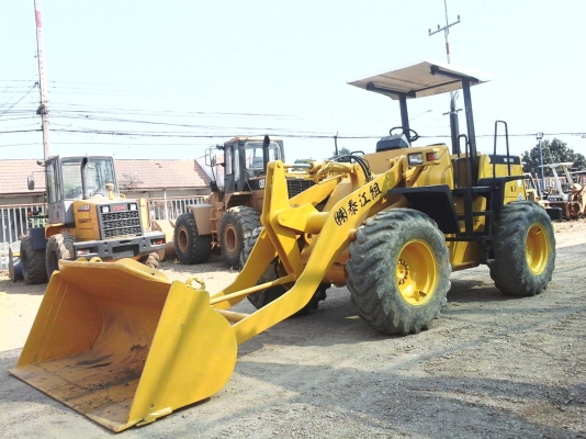 ขายรถตักล้อยาง KOMATSU. WA100-3